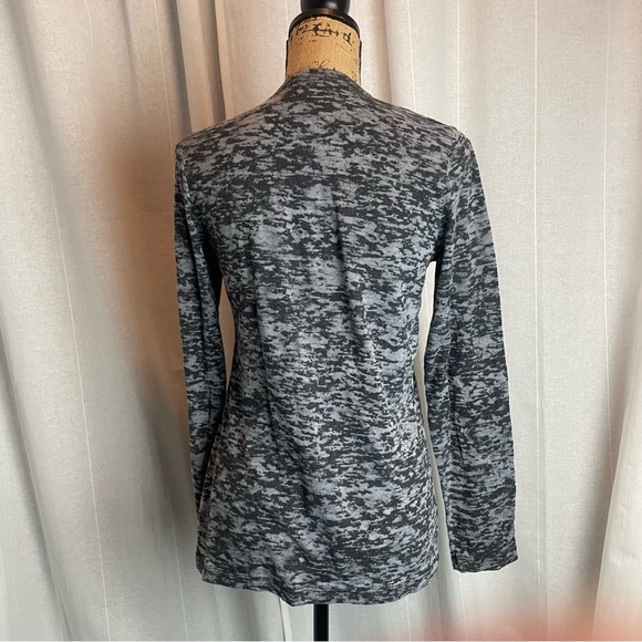 Allen Allen Black Space Dye Peace Sign Santa Hat Long Sleeve Tee Women’s Large - Picture 2 of 6